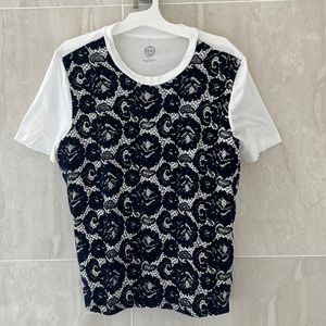 Tory Burch T- shirt. M Size